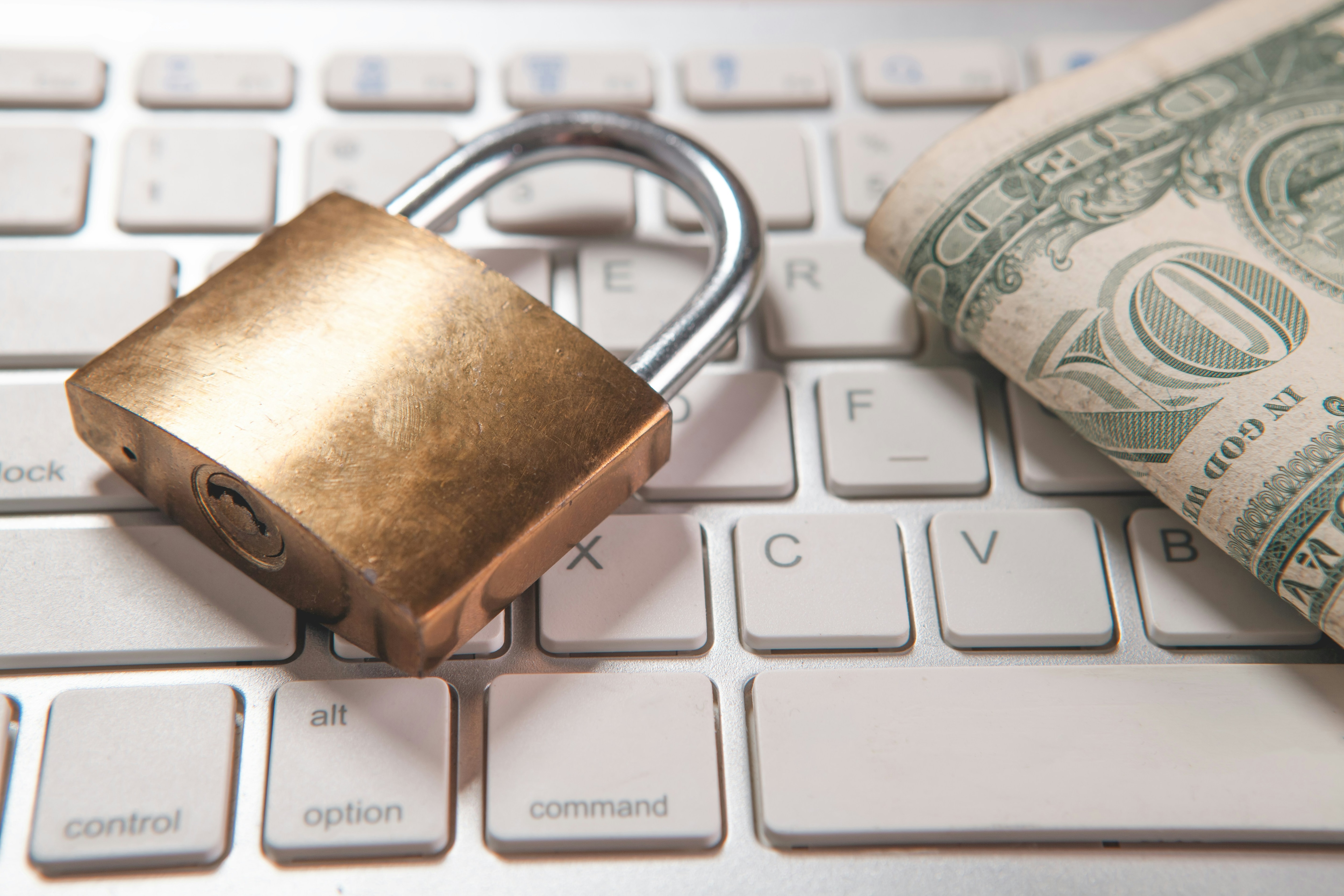 Replying "No" Can Empty Your Bank Account, Here's How You Can Prevent New WhatsApp Scam