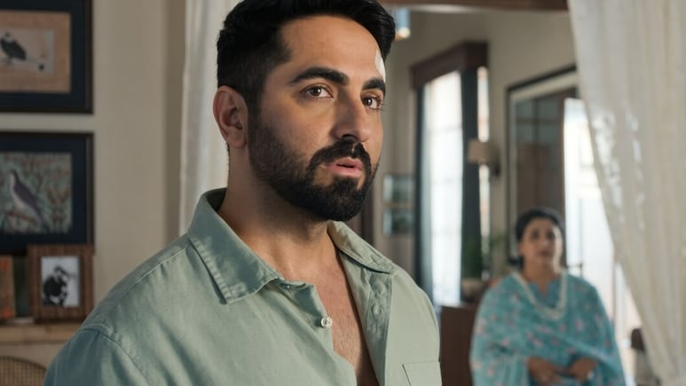 Udta Teer Box Office Collection Day 2: शनिवार को आयुष्मान खुराना की फिल्म की कमाई में उछाल, दो दिन में कितने करोड़ कमाए?