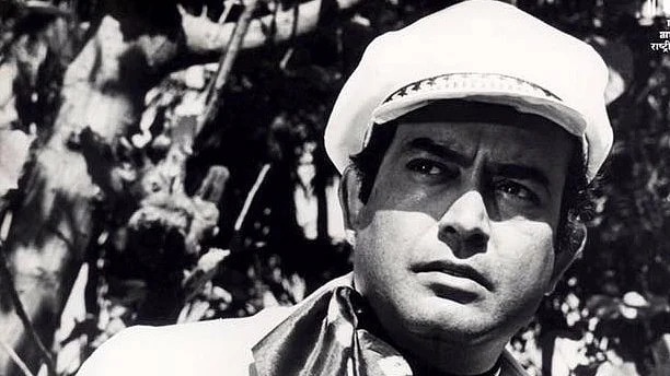 'Broke' Sanjeev Kumar Did C-Grade Films, Friends Owed Him Rs 96 Lakh