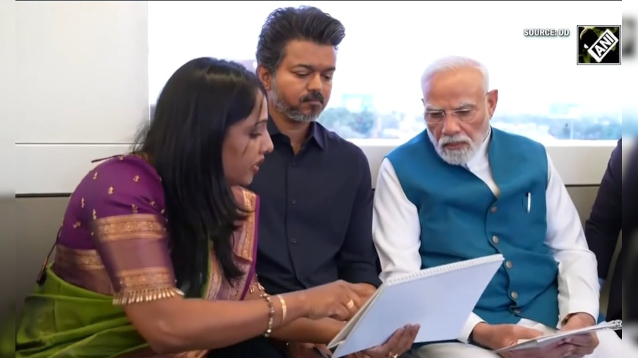 Coffee With Rahul Gandhi, Metro Ride With PM Modi: Vijay's Balancing Act