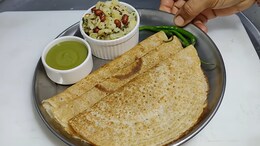 नवरात्रि व्रत के लिए स्वादिष्ट डोसा, 10 में हो जाएगा तैयार, देखें वीडियो