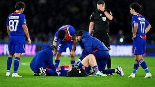 Paris Saint-Germain's Khvicha Kvaratskhelia Season In Doubt After Torn ACL