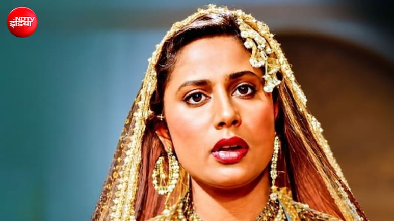 जब बेवफा की याद आए तो ये गाना सुनना, 43 साल पहले आशा भोसले की आवाज और स्मिता पाटिल के दर्द ने बनाया सदाबहार