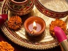 करवा चौथ स्पेशल मेकअप: न होंगी डल, न करेंगी होठों को ड्राई, आज ही खरीदें ₹1000 में ये लिपस्टिक