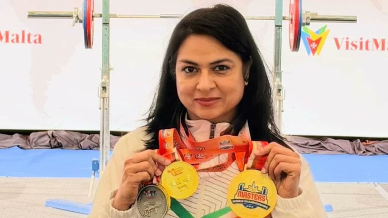 IRS Officer Ekta Vishnoi Wins 3 Gold Medals At World Masters Powerlifting Championship