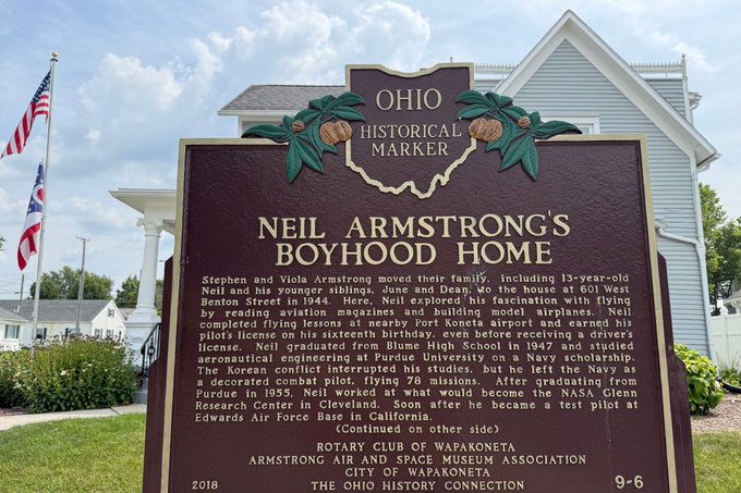 US Pilot Who Watched Moon Landing At 9 Helps Save Armstrong's Childhood Home