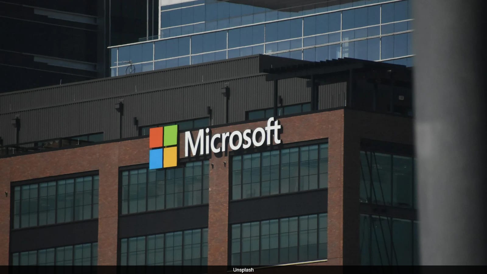 Microsoft Engineer Offered Rs 11 Lakh To Leave, Asks Reddit: "Should I Take It?"