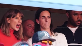 Taylor Swift&rsquo;s Ring Style Shift Steals Attention Ahead Of Travis Kelce&rsquo;s Upcoming Seattle Seahawks Game