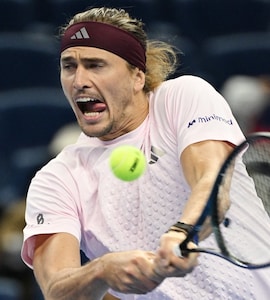 Alexander Zverev Sets Up Novak Djokovic Quarter-Final At China Open, Elena Rybakina Out