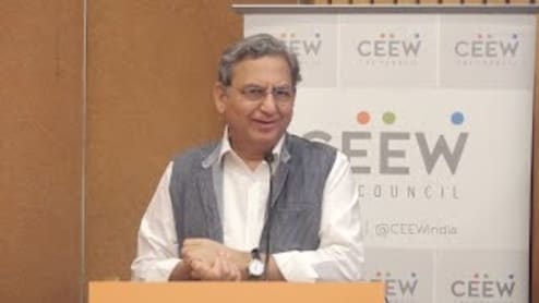 Success Story: IAS की कुर्सी छोड़ी, बना दिया किसानों का Google; जानिए प्रवेश शर्मा की 590 करोड़ वाली कहानी