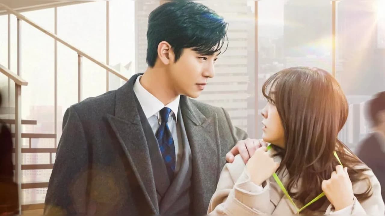 A still from Business Proposal.