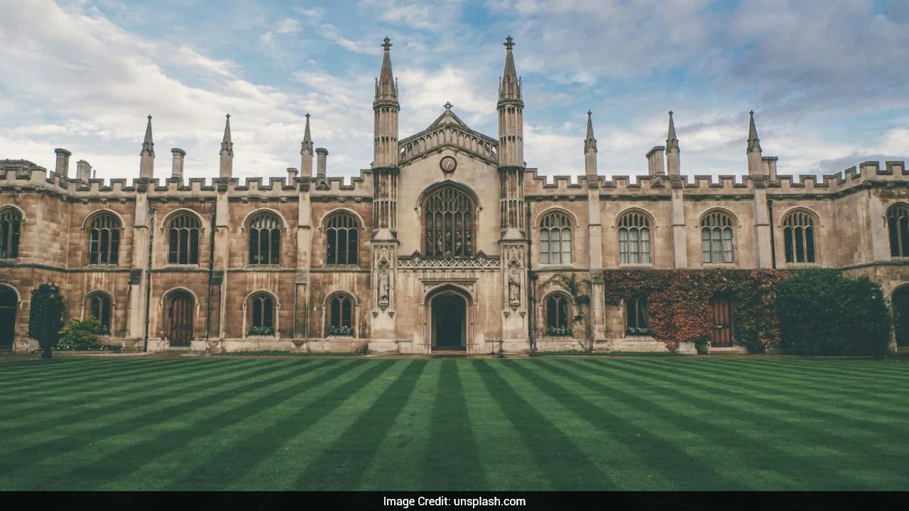 MI5 warns UK universities over Chinese front funding for sensitive research