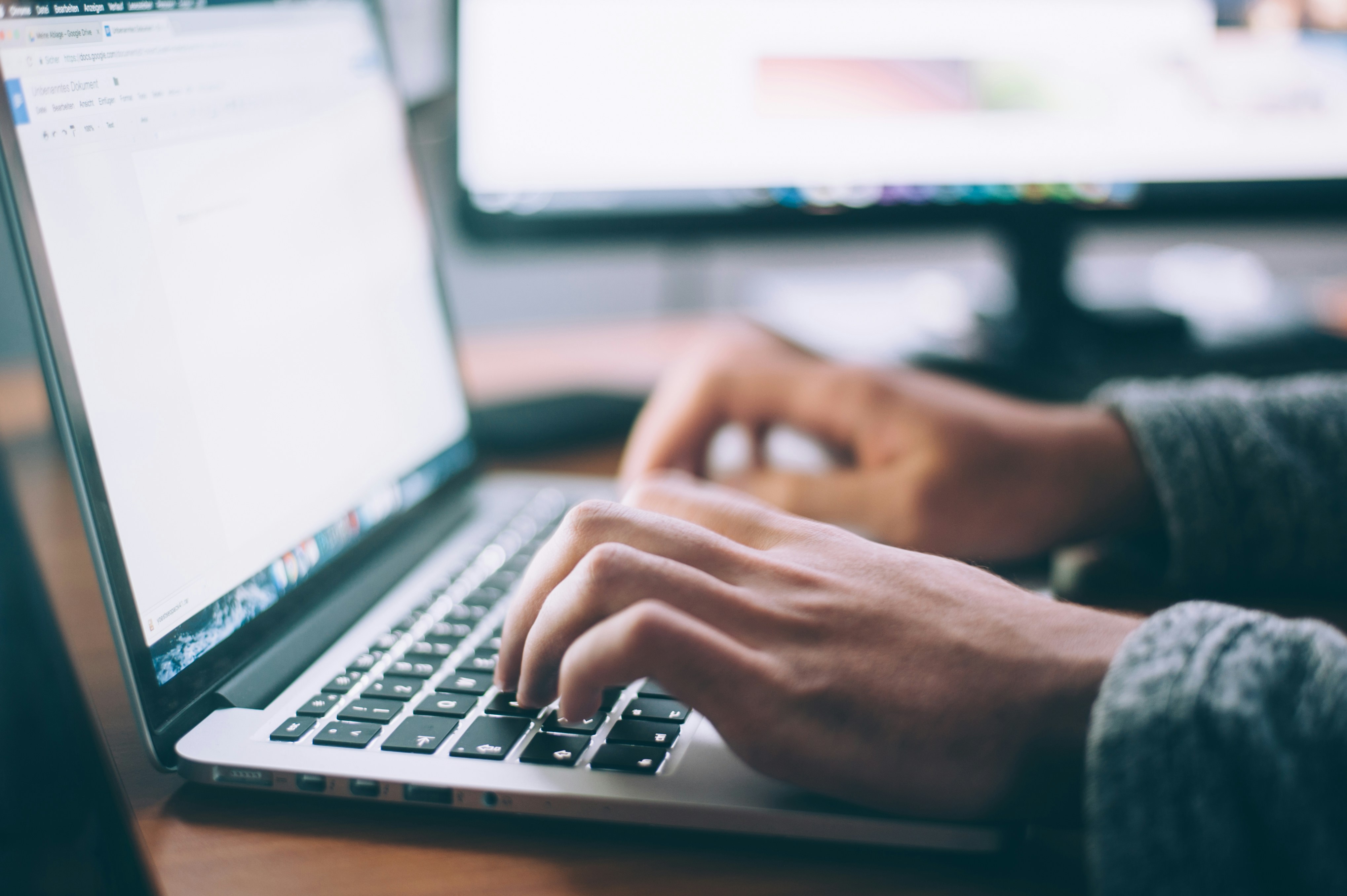 Several factors can increase the risk of dry eye, including prolonged screen use