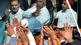 चुनाव आयोग के खिलाफ यह पहला मार्च नहीं, नरेंद्र मोदी की रैली रोकने पर भी हुआ था प्रदर्शन