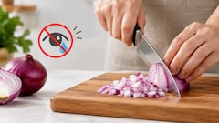 किचन की इस छोटी-सी ट्रिक से मिनटों में काटें प्याज, वो भी बिना आंसू बहाए