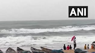 Cyclone Arnab LIVE Updates: आंध्र में लैंडफॉल कर रहा चक्रवाती तूफान 'अर्नब', तेज बारिश, घरों में घुसा पानी