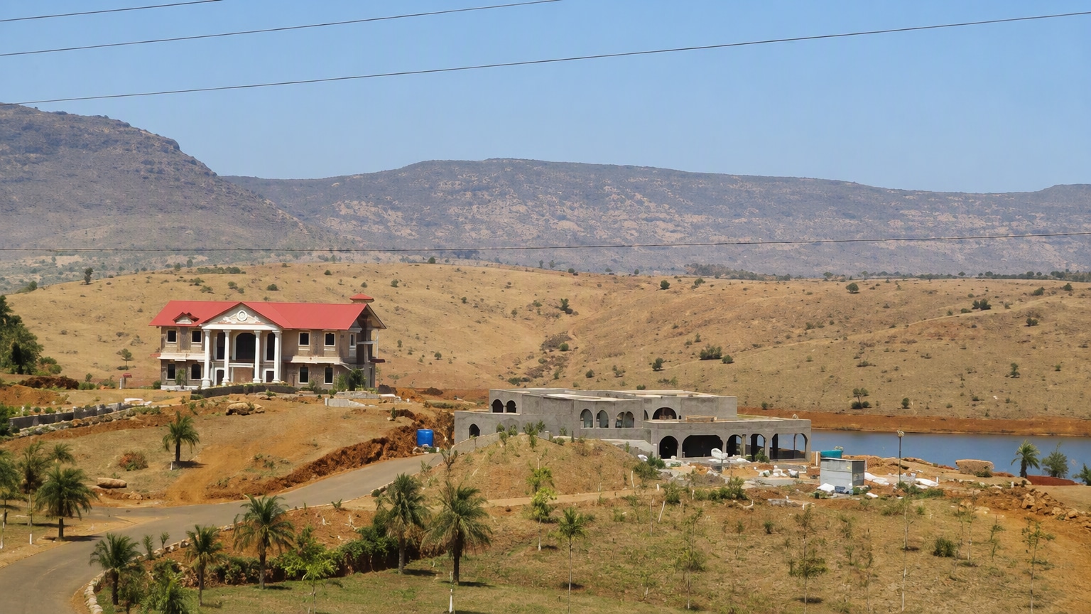 Nana Patekars house in Punes Khadakwasla. Nana Patekars house in Punes Khadakwasla.