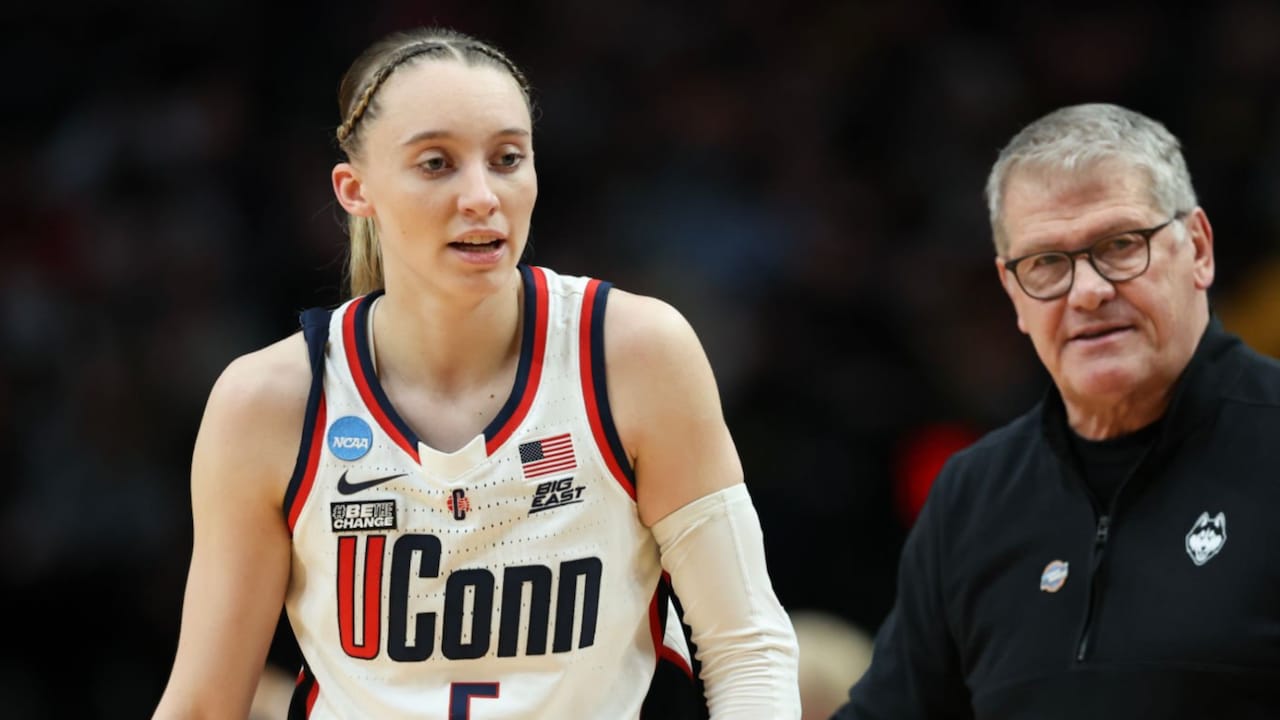 Geno Auriemma Shares Honest Views On UConn Freshmen After 88-60 Win Over Syracuse