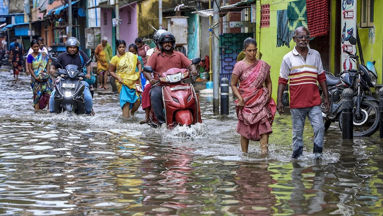 IMD Issues Heavy Rainfall Warning For These States; Check Forecast For Tamil Nadu, Puducherry