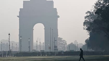 देश का सबसे प्रदूषित शहर रहा हापुड़, रात में AQI 300 पार, दिल्ली के चांदनी चौक की हवा भी बहुत खराब