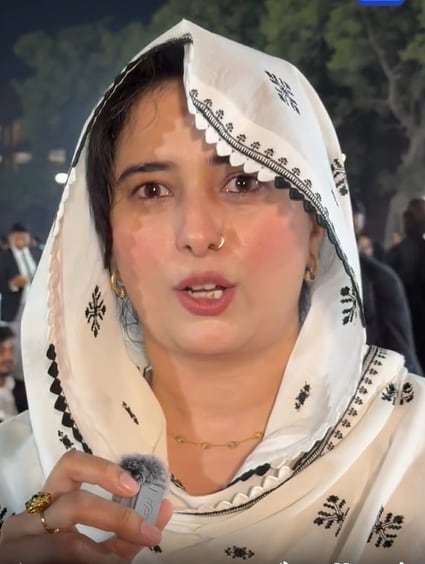 zashia rehman pakistan adj viral video