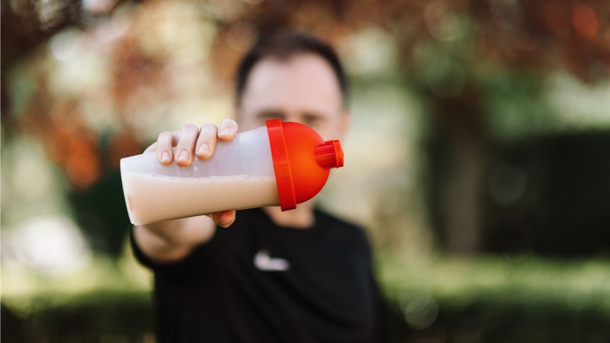 What To Look For In Whey Protein: A Beginner's Buying Guide