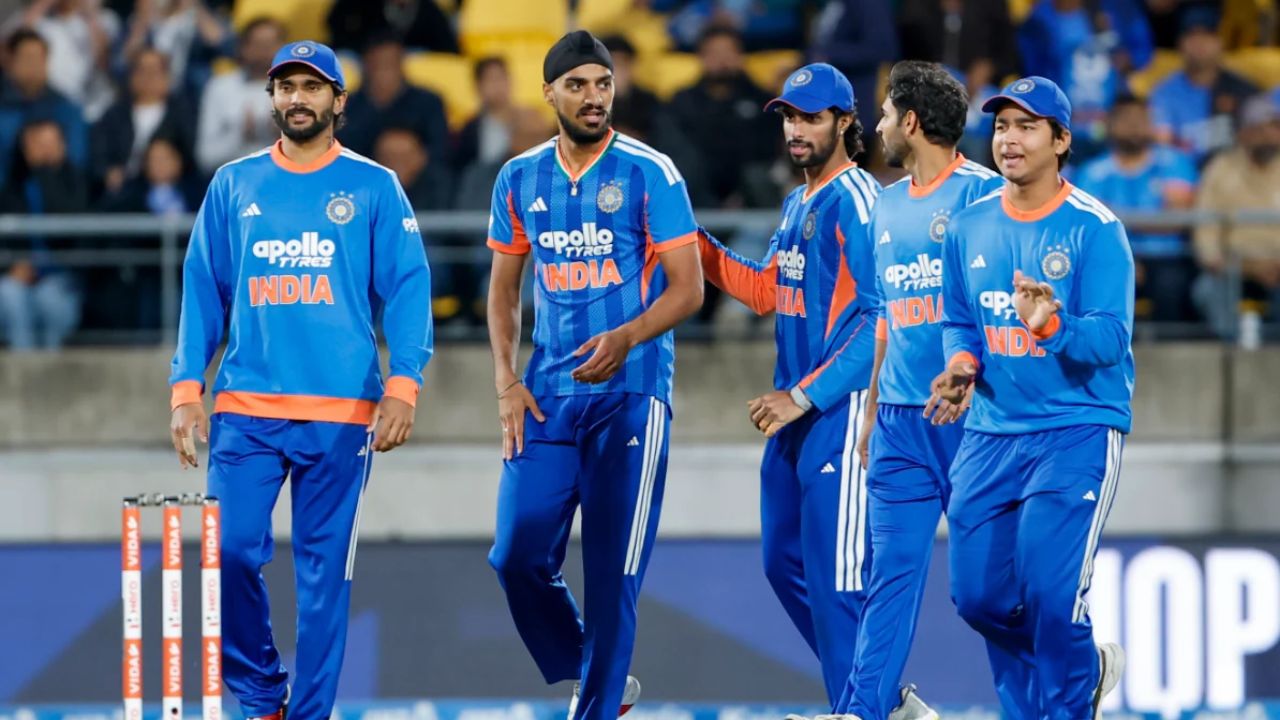 अर्शदीप नंबर- 1, बुमराह नंबर- 2, अक्षर नंबर- 3, भारत के लिए T20I में सबसे ज्यादा विकेट लेने वाले 10 गेंदबाज