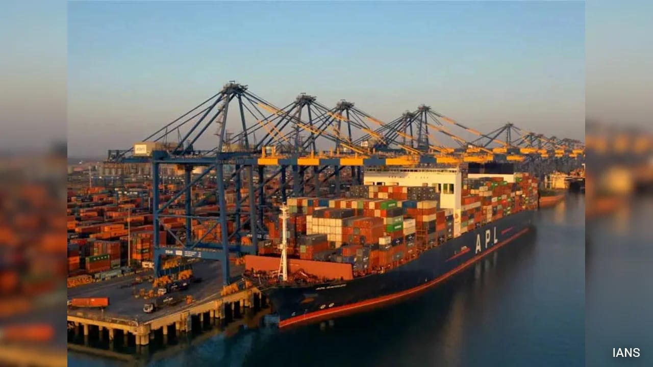 Adani Ports Revenue Crosses Rs 11,300 Crore In Q2, Raises FY27 Outlook