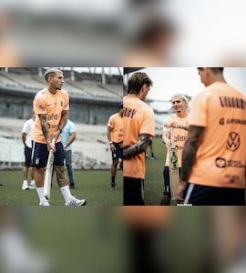 Uruguay Players Visit Eden Gardens, Get A Taste Of Cricket Ahead Of Friendly vs India. Photos Viral