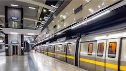 विपक्ष के प्रदर्शन के बीच बंद मेट्रो स्टेशन खुले... DMRC ने अपडेट में बताया कहां-कहां से पाबंदियां हटीं