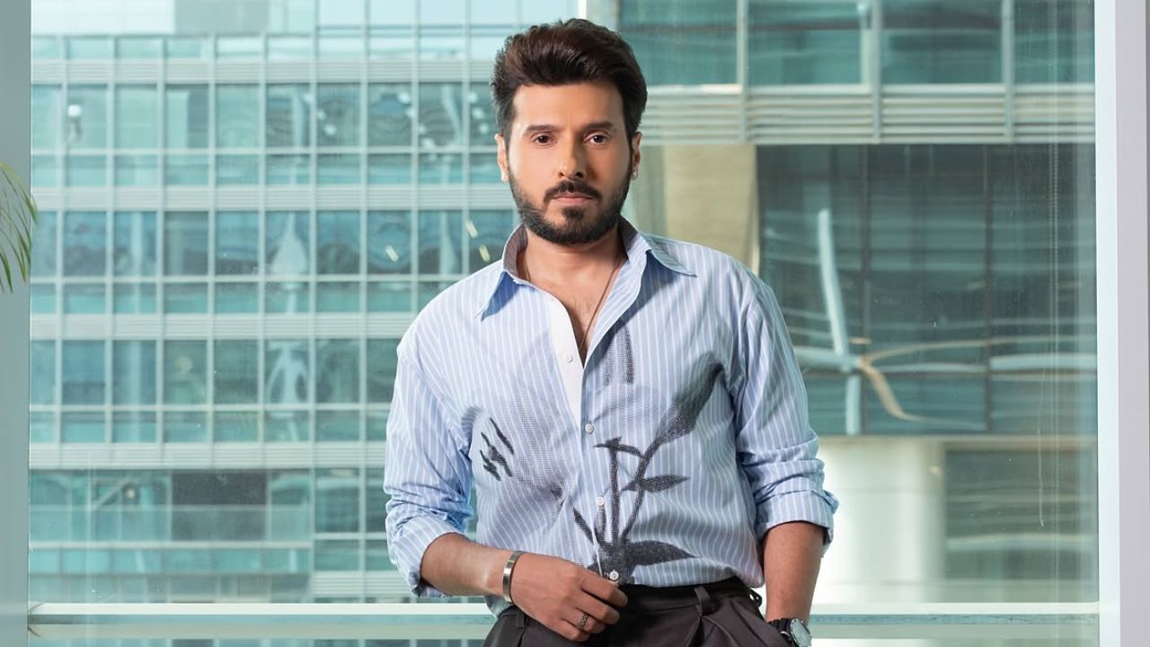 Actor Divyenndu On Men's Mental Health: 'If Someone Opens Up, Don't Mock Them. Listen'