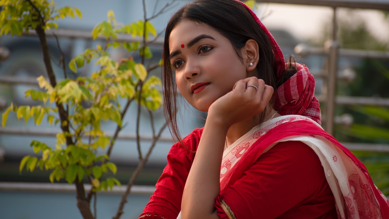 Foundations are an essential part of Durga Puja makeup looks Foundations are an essential part of Durga Puja makeup looks