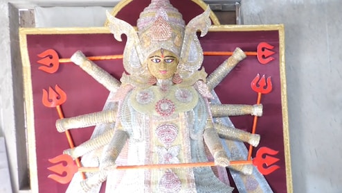 Video: 7-Foot Durga Idol Made With 50,000 Safety Pins Becomes Major Attraction In Assam