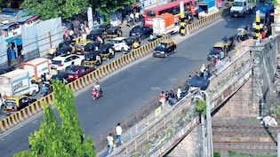 Mumbai's Sion Bridge Ready But Shut: Locals Bring Crane To Remove Barricades Over VIP Inauguration Delay