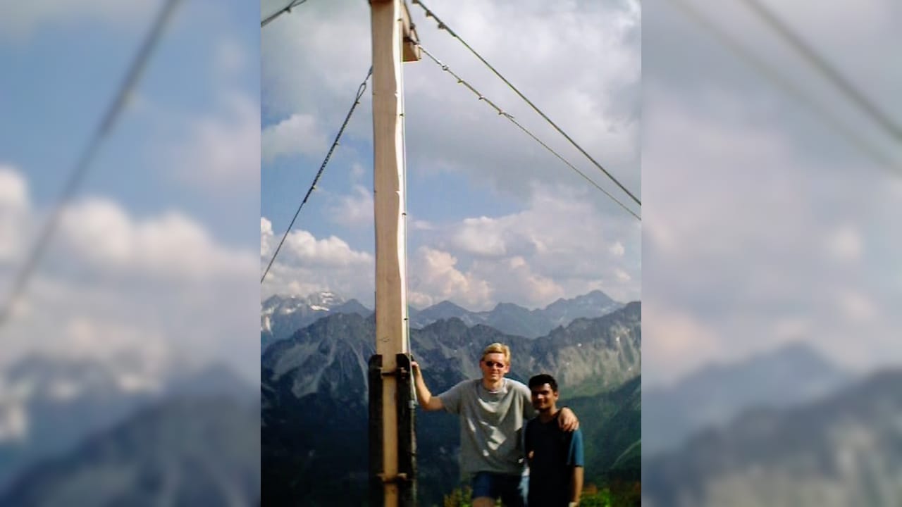 Dr Peter Hegemann and Dr Suneel Kateriya on a trekking trip Dr Peter Hegemann and Dr Suneel Kateriya on a trekking trip