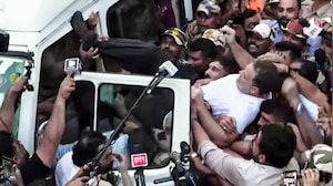 Rahul, Priyanka Gandhi Detained, Then A Puncture Twist Before Release