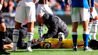Emiliano Martinez Suffers Horrific Injury But Chelsea Beat Everton 2-0