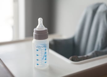 The Right Way To Clean And Sterilise Baby Milk Feeding Bottles