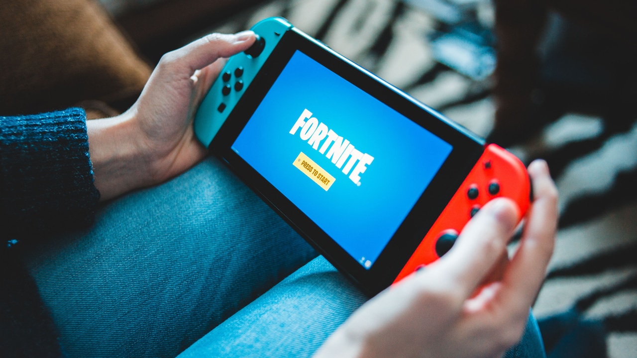 Nintendo consoles and accessories that are worth a closer look during the festive sale