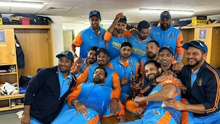 India Champions vs South Africa Champions LIVE Score, WCL 2026: 4, 4, 6 - Robin Uthappa Goes Berserk, Inda Champions Off To Flier