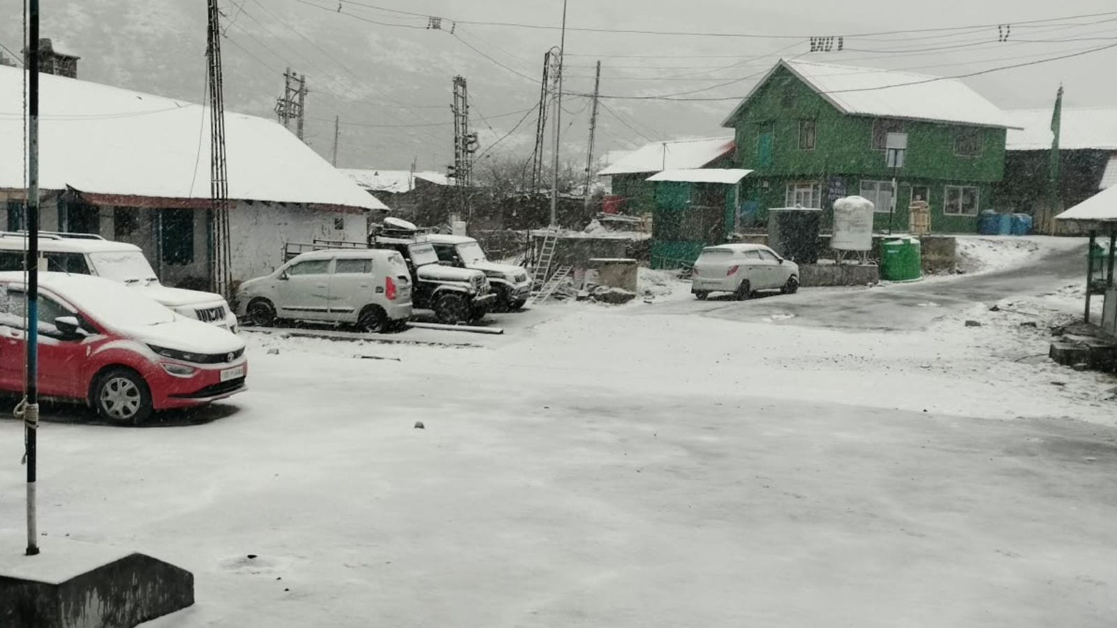 In Pics: Snowfall Turns East Sikkim Into Winter Wonderland