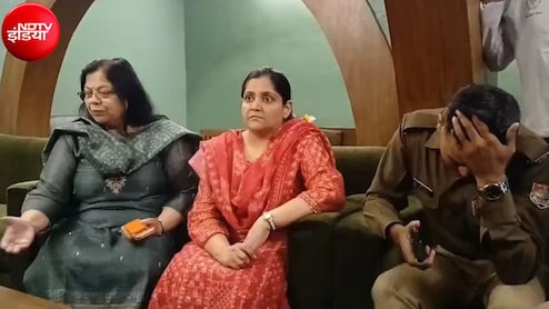 देहरादून: स्कूल में छात्राओं ने टीचर पर लगाए छेड़छाड़ के आरोप, प्रिंसिपल बोली- "बताओ तुमको सर कैसे छूते हैं"
