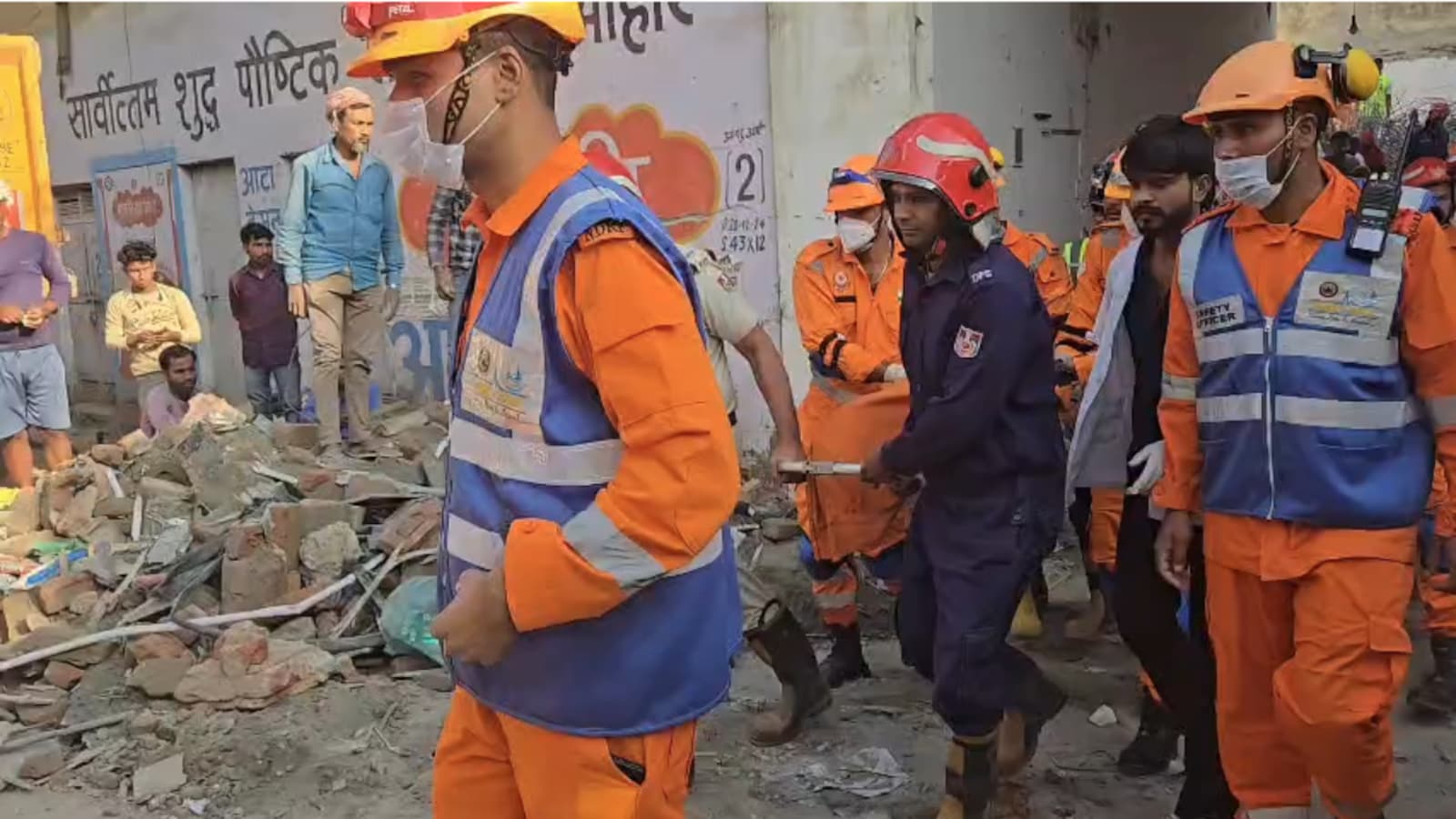 Two Dead After Building Collapse During Construction in Delhi's Harsh Vihar