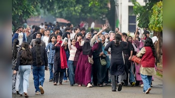 Jamia Millia Islamia To Resume Offline Classes On November 10 As Students End 18-Day Protest