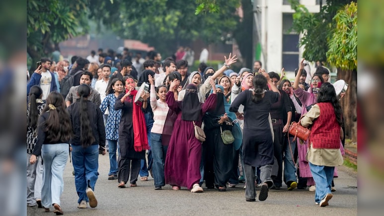 Jamia Millia Islamia To Resume Offline Classes On November 10 As Students End 18-Day Protest