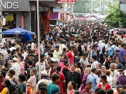 Kolkata Markets See Shopping Rush, Pandal Preparations As Durga Puja Nears