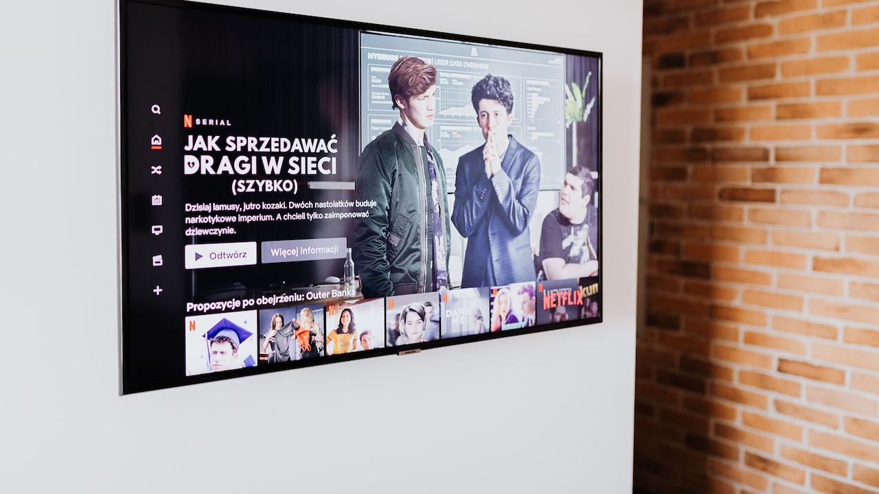 Amazon Great Indian Festival: Top Large Screen TV Options