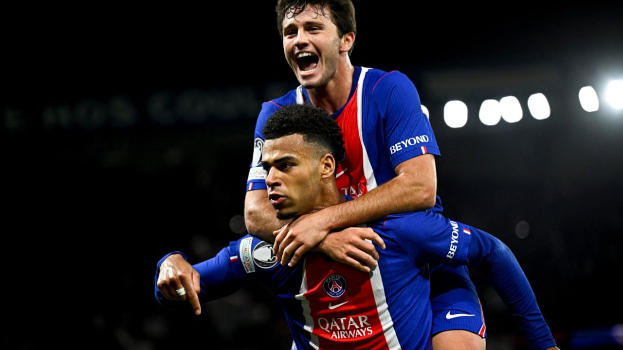 PSG Hand Barcelona 1st Defeat Of Season In Champions League; Liverpool Fight Back To Beat Villarreal