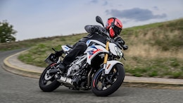 BMW F 450 R Revealed: 48 HP Twin-Cylinder, Streetfighter Styling, Four Variants