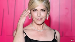Actor Selma Blair 'Bashed Her Head' During Violent Delta Incident: 911 Audio